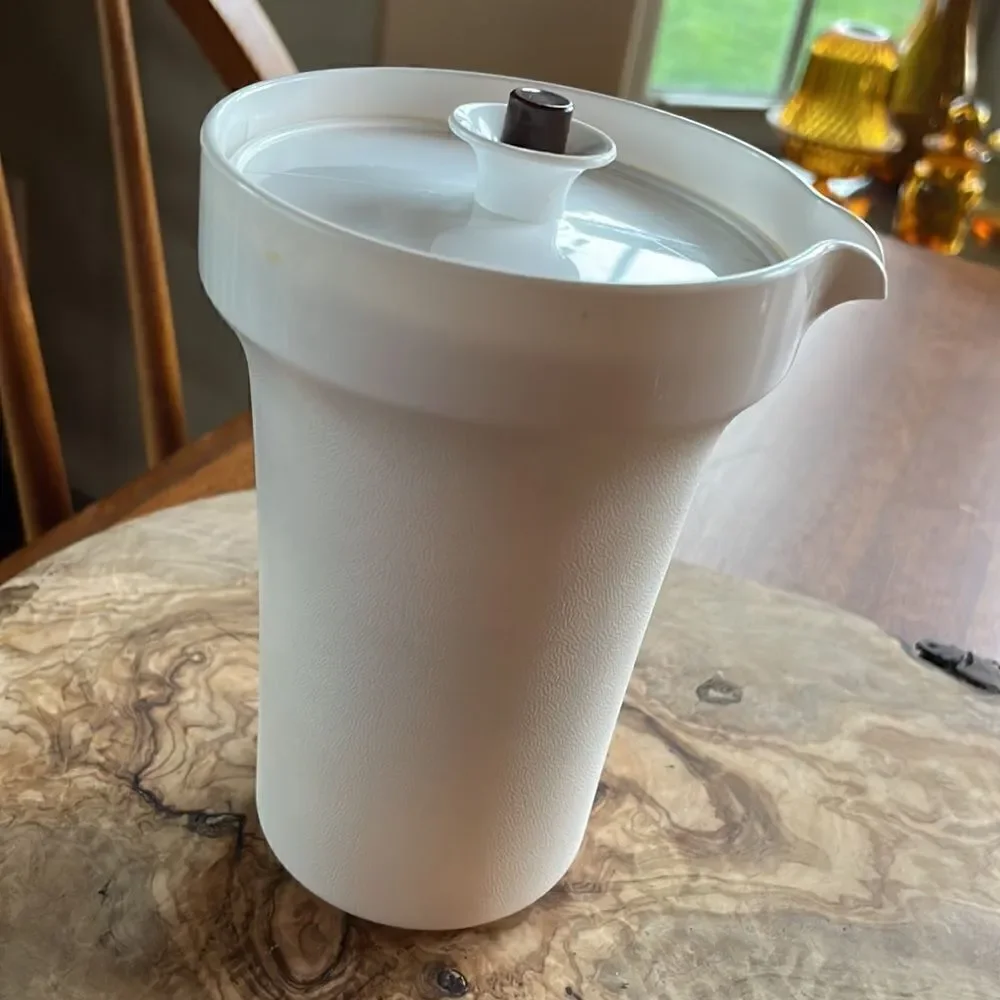 Tupperware euc vintage